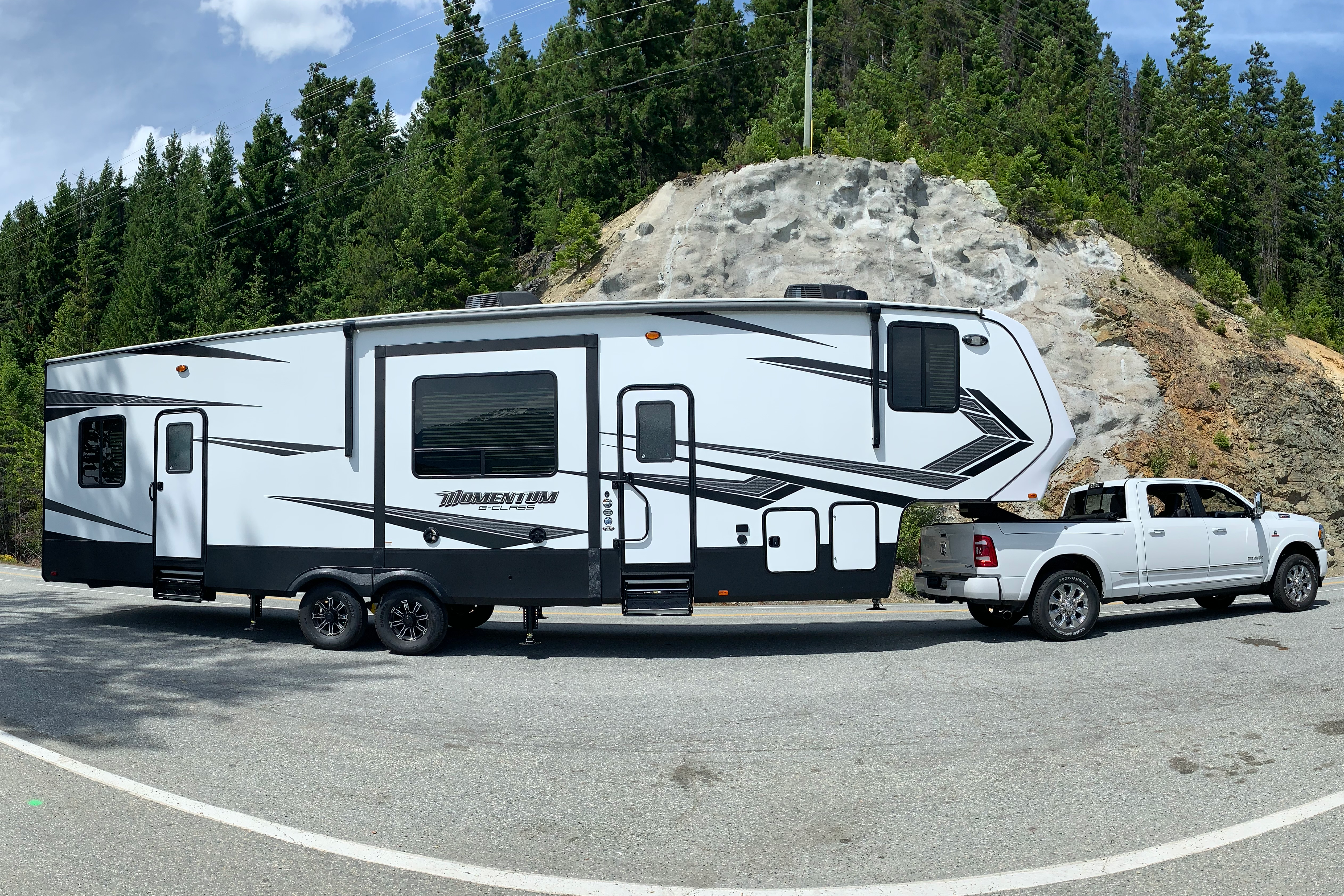 Luxury Toy Hauler with all amenities