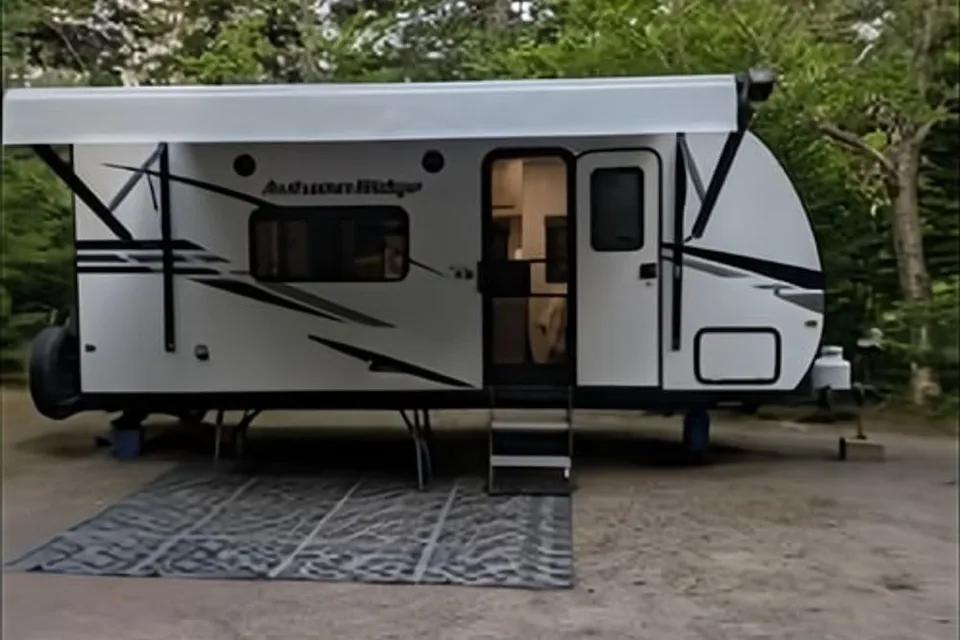 Tara's Starcraft Autumn Ridge 182RB Travel Trailer