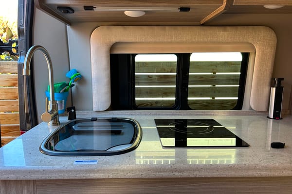 Syl’s Entegra ETHOS 20D Class B