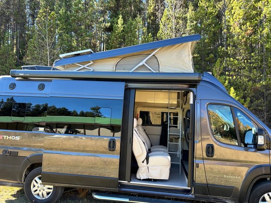 Syl’s Entegra ETHOS 20D Class B