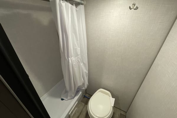 Tomie's Dutchmen Coleman 17B Travel Trailer