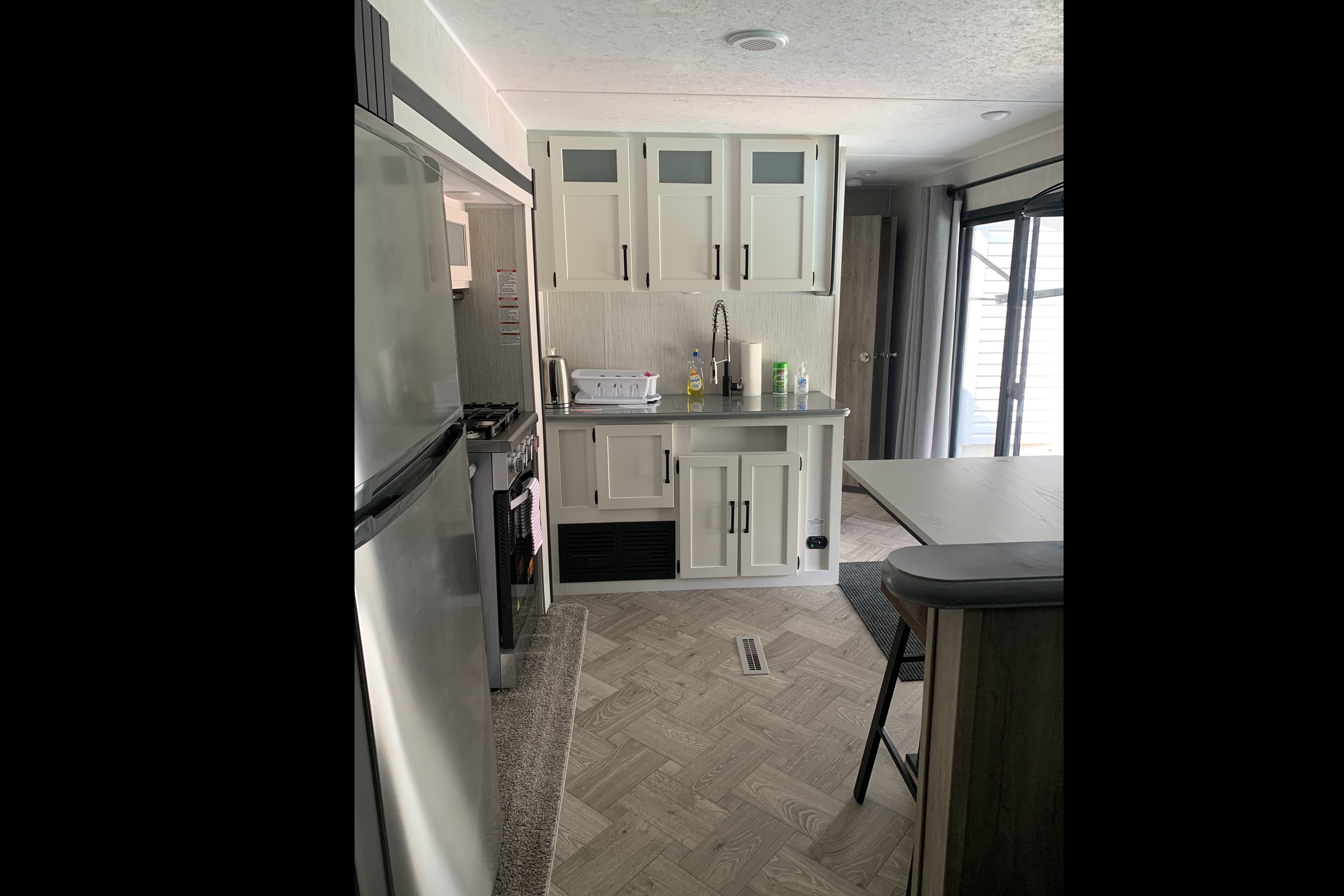 The Lotus Retreat | 2021 Puma 38D Park Model Escape