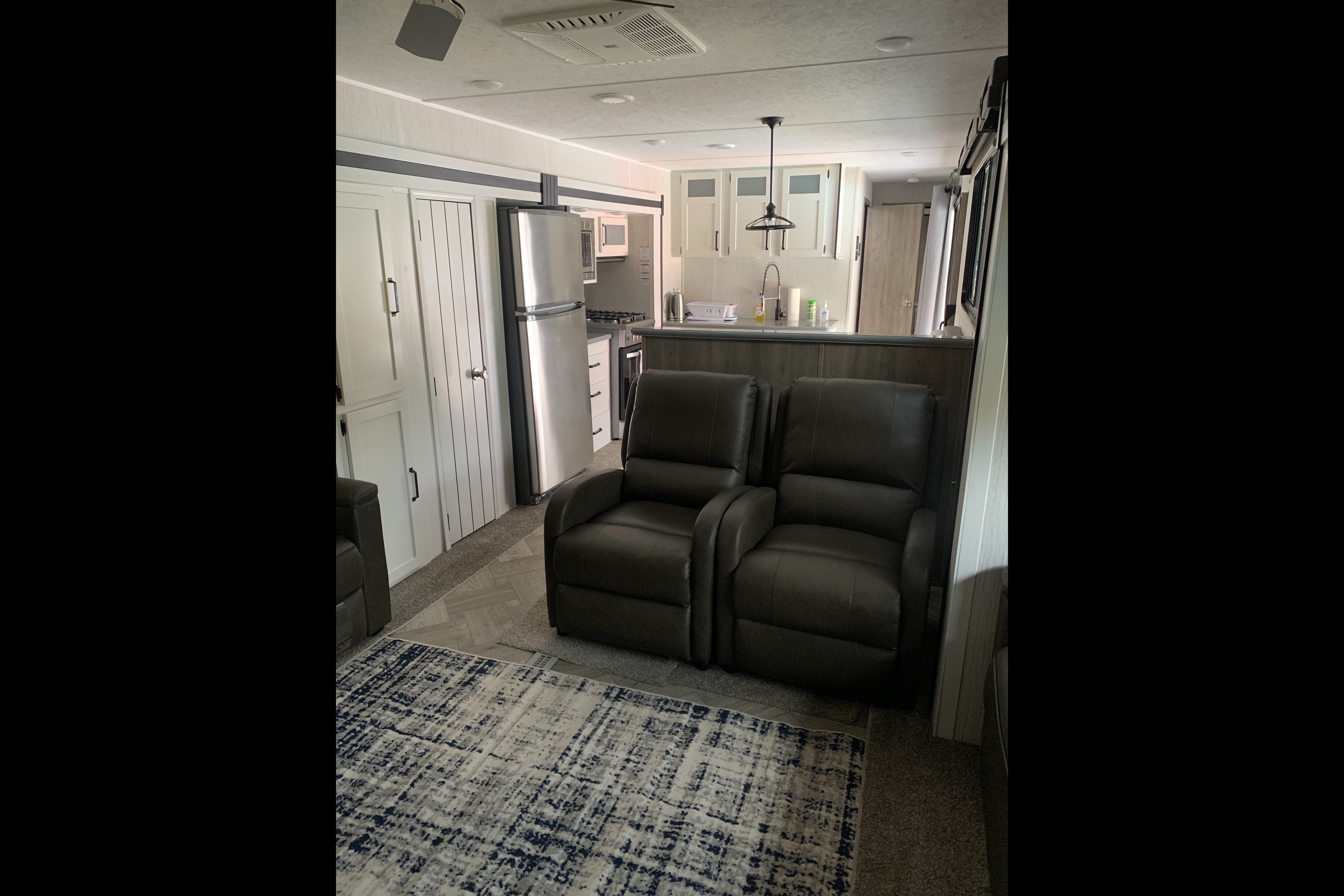 The Lotus Retreat | 2021 Puma 38D Park Model Escape
