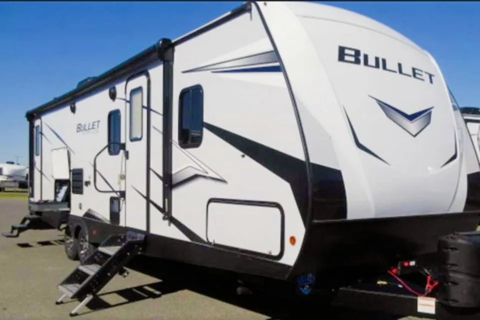 Isaac's Bullet 290BHSWE, FAMILY UNIT