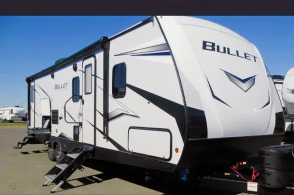 Isaac's Bullet 290BHSWE, FAMILY UNIT