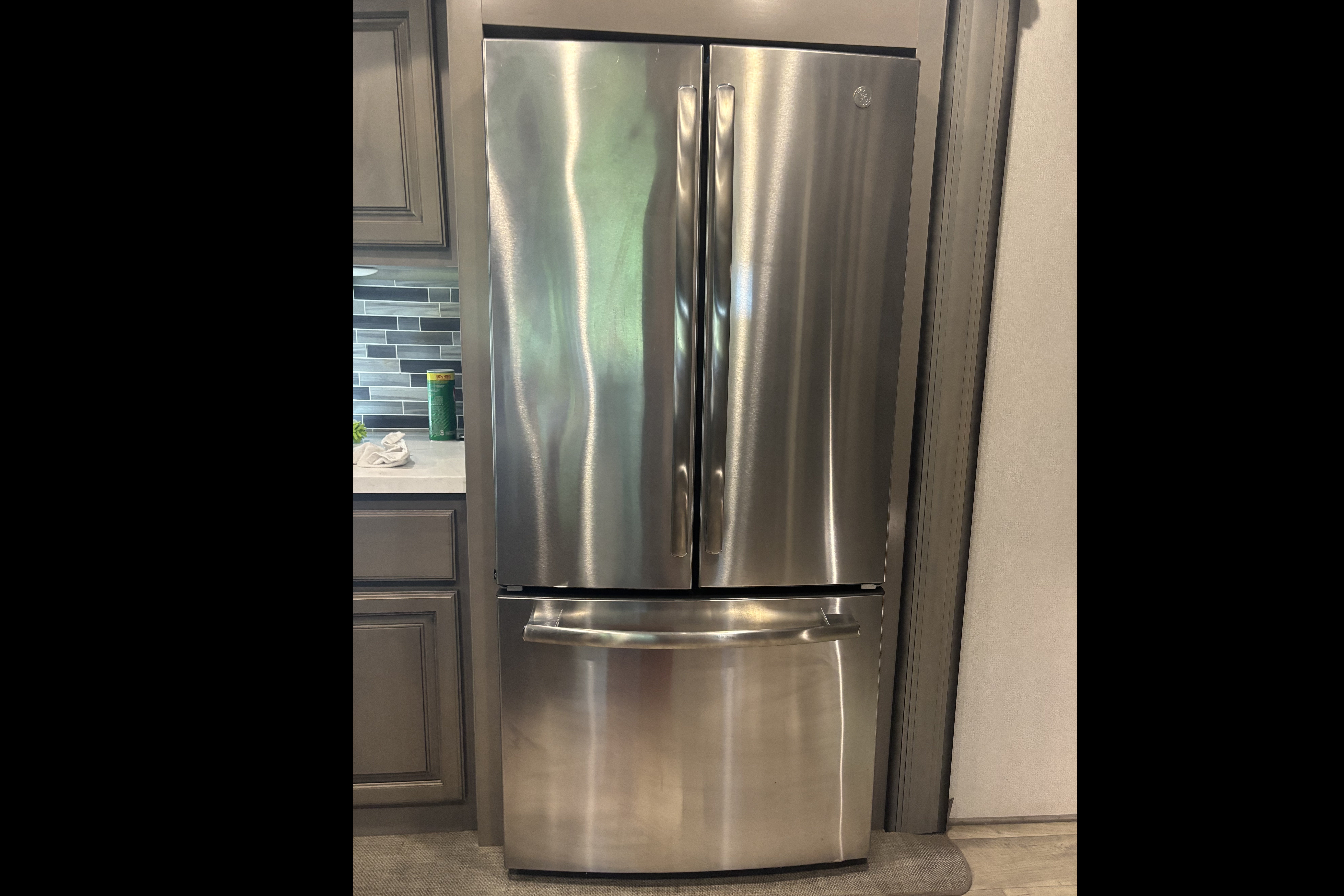 Lisa's Keystone Montana 3781RL Fifth Wheel