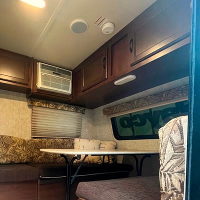 Family Friendly camper Jay Flight SLX