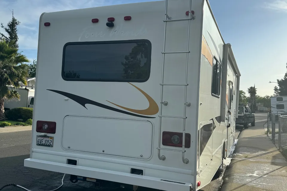 Ryker's Thor Motor Coach Four Winds 2013
