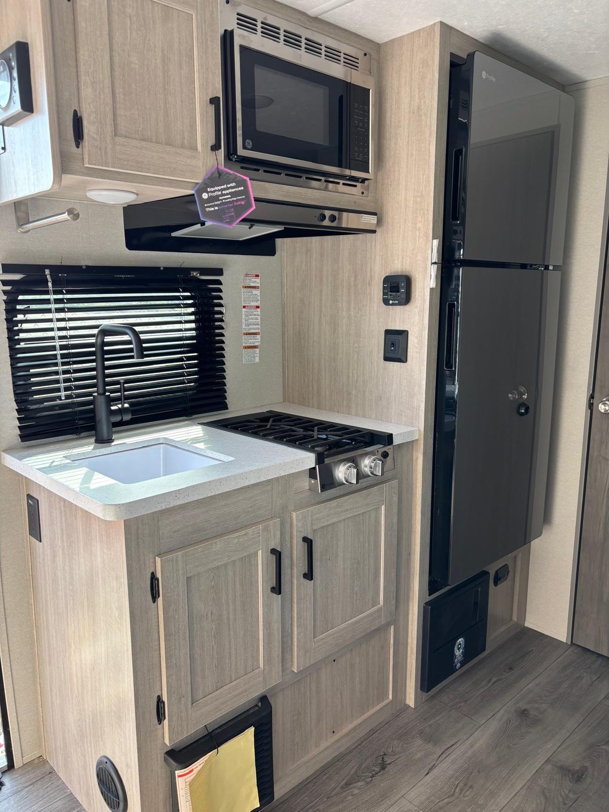 Family Adventure Time Coachman Camping Trailer
