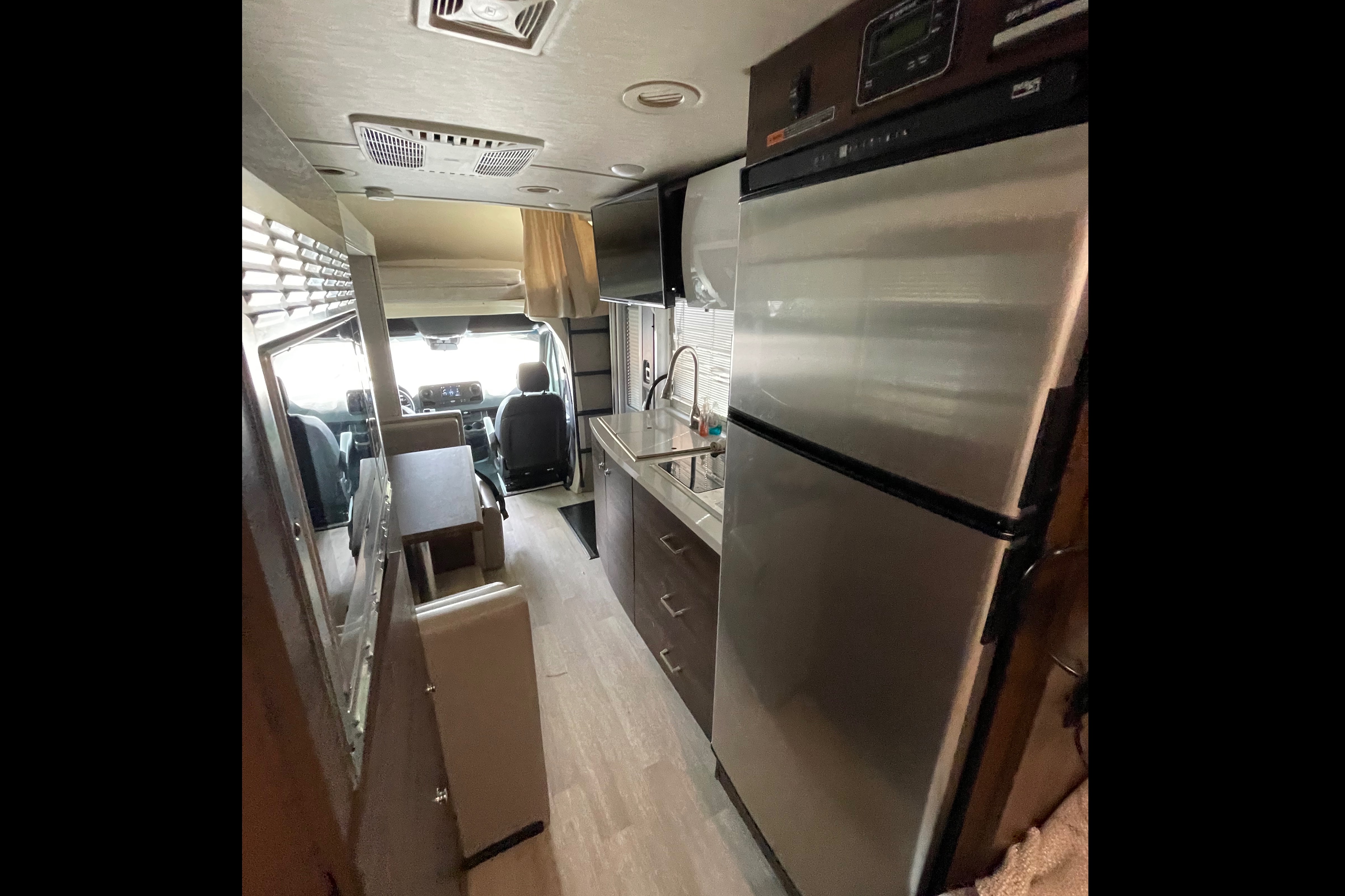 Ultimate RV Experience 2021 Winnebago View 24j 