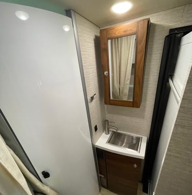 Ultimate RV Experience 2021 Winnebago View 24j
