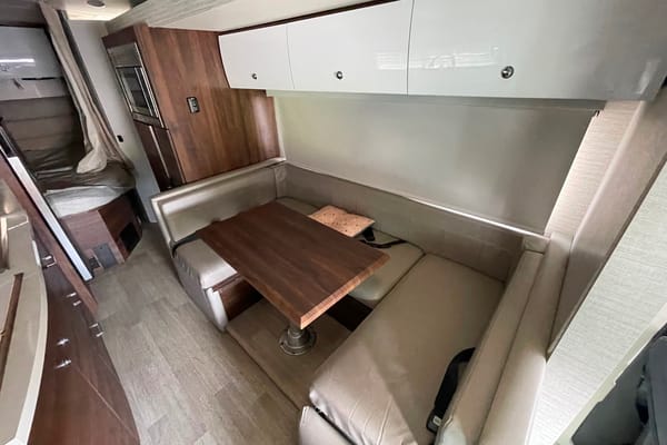 Ultimate RV Experience 2021 Winnebago View 24j