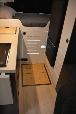 Van Oxygène - Ford Transit 2022 - AWD High Roof Extended Length 22 pi - Classe B