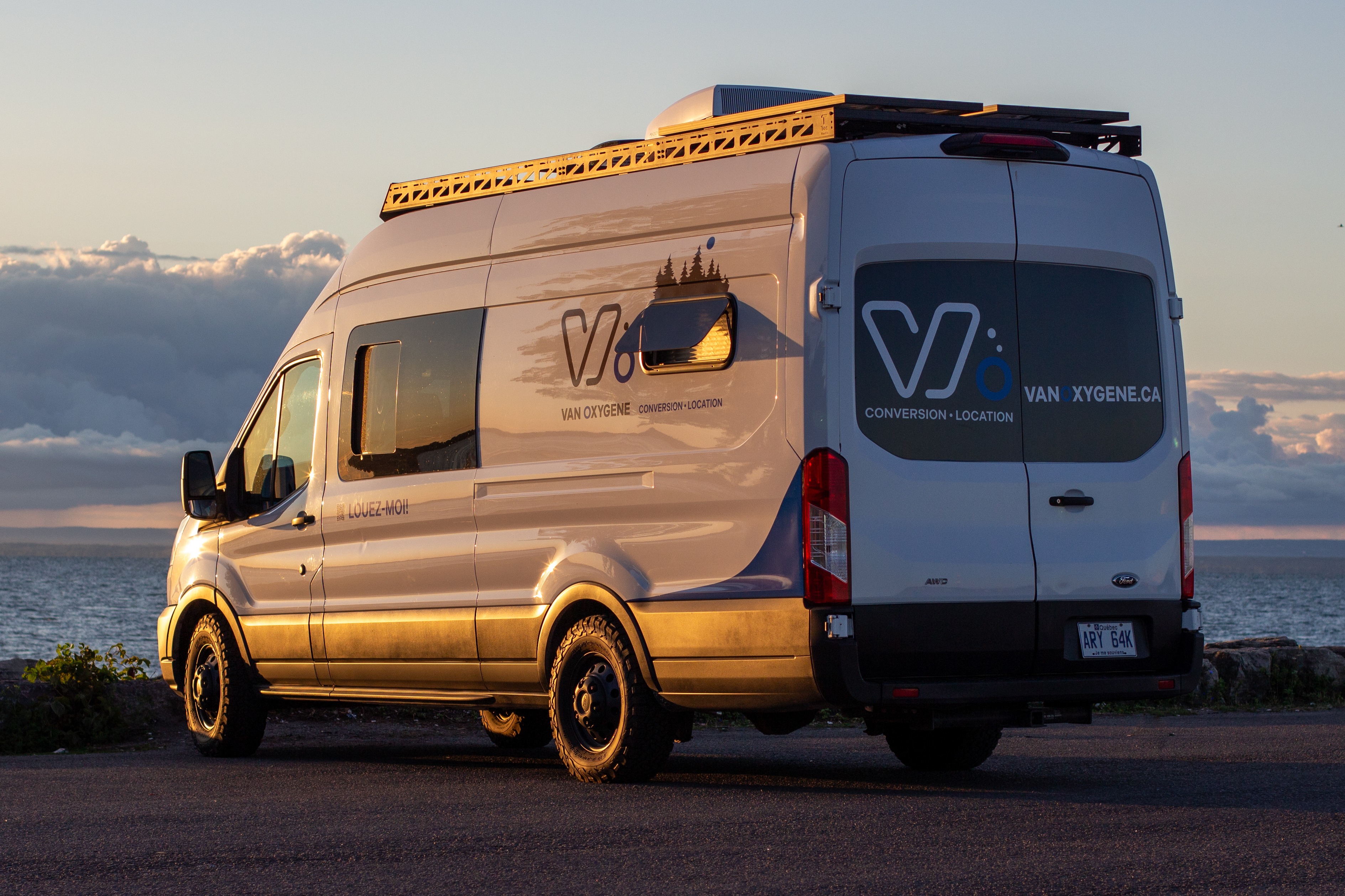 Van Oxygène - Ford Transit 2022 - AWD High Roof Extended Length 22 pi - Classe B