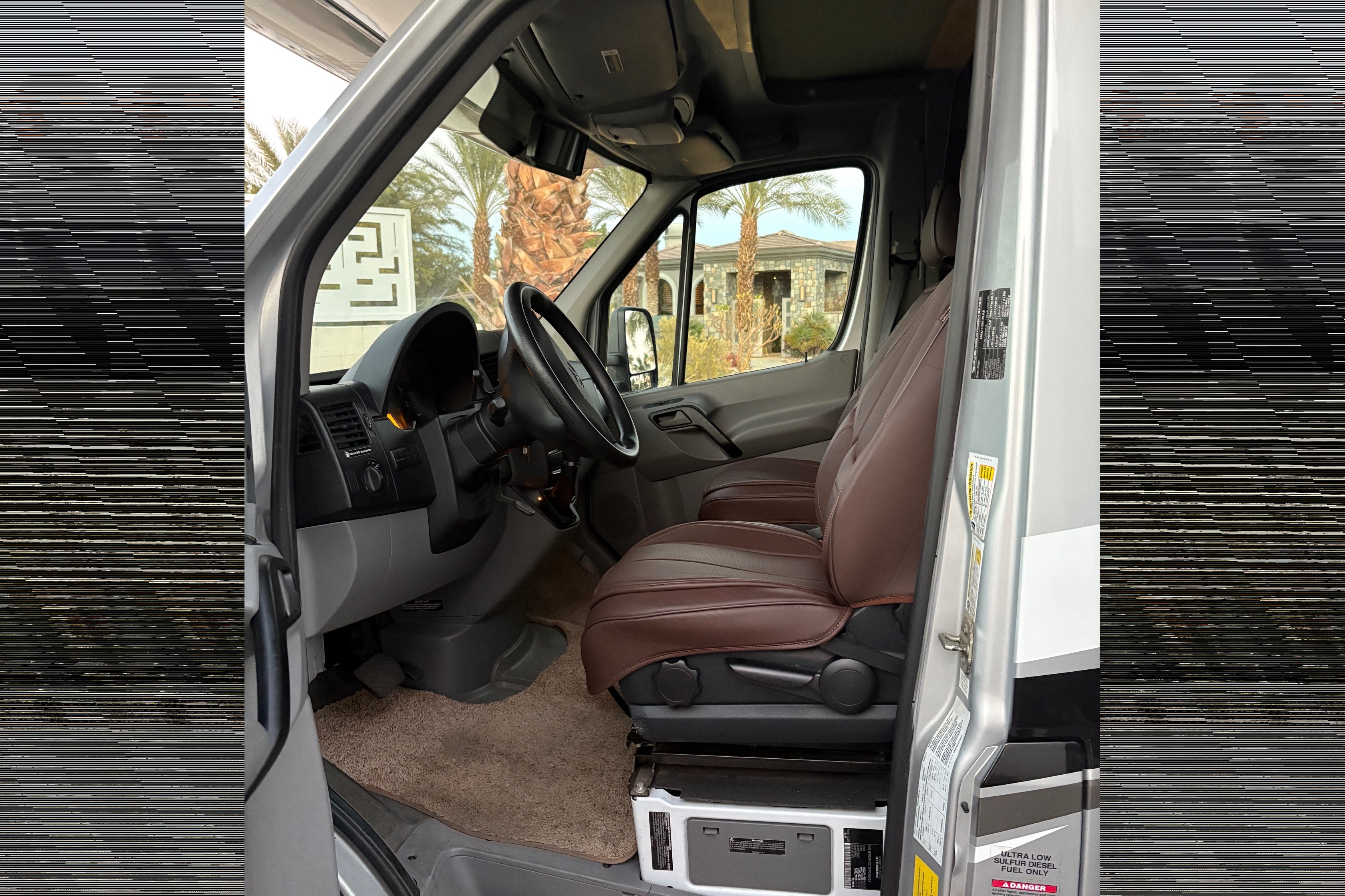 Jennifer's Forest River Sunseeker MBS 2400 Class C