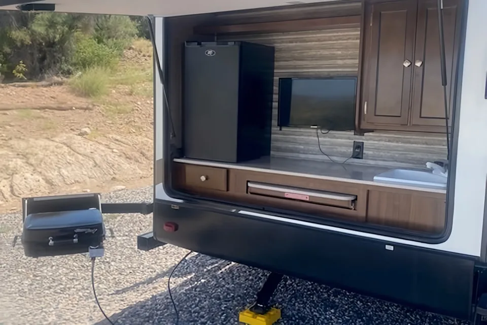 Alex's Heartland Mallard M33 Travel Trailer