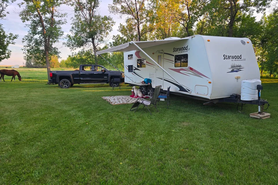 Colin's Mckenzie 28SKS TT Travel Trailer
