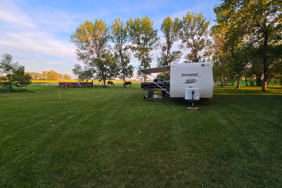 Colin's Mckenzie 28SKS TT Travel Trailer