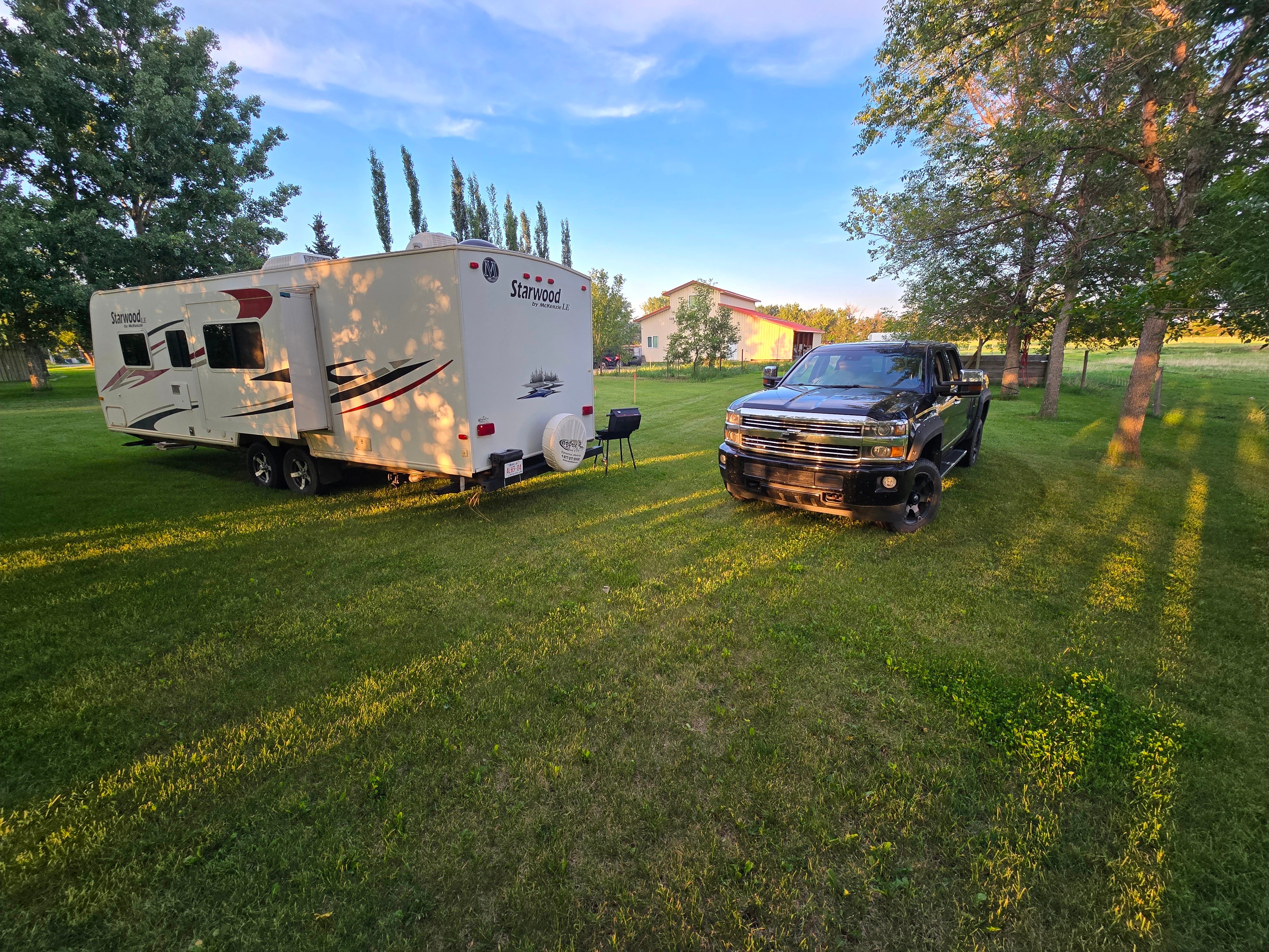 Colin's Mckenzie 28SKS TT Travel Trailer