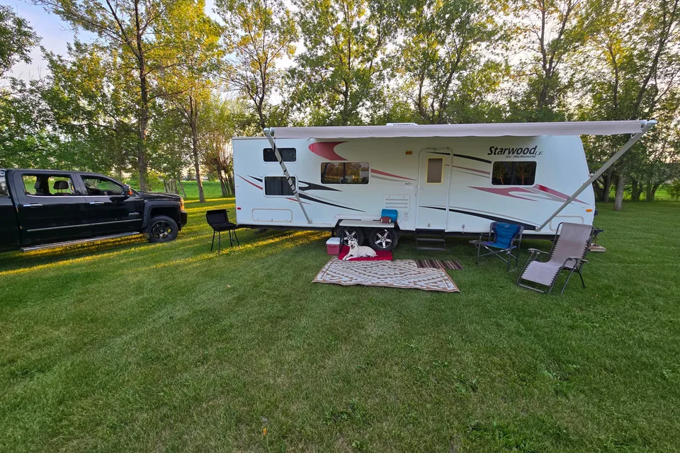Colin's Mckenzie 28SKS TT Travel Trailer