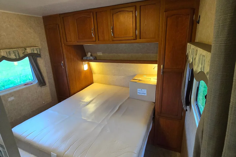 Colin's Mckenzie 28SKS TT Travel Trailer