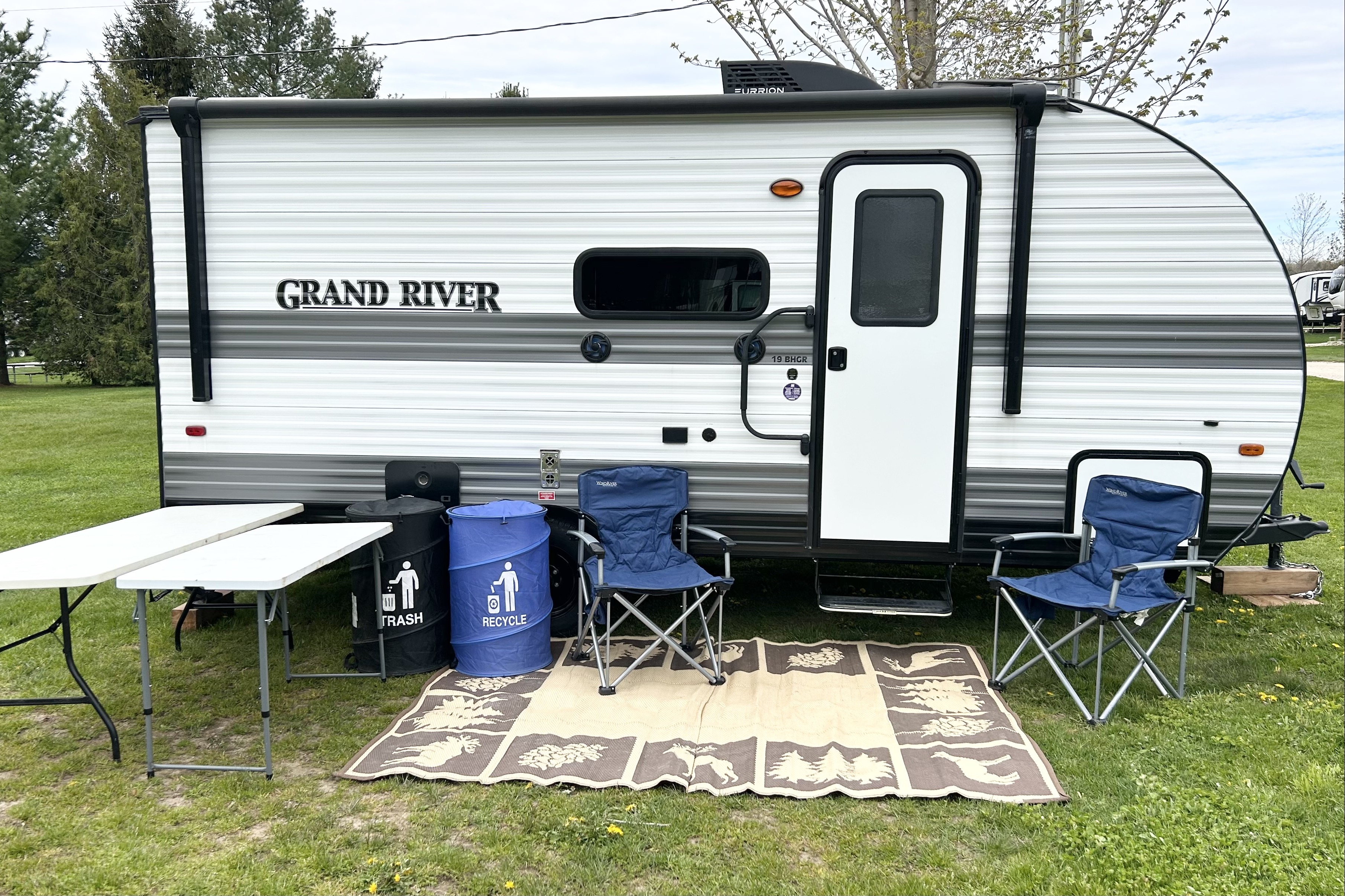 Hartmoo fully setup small family Travel Trailer