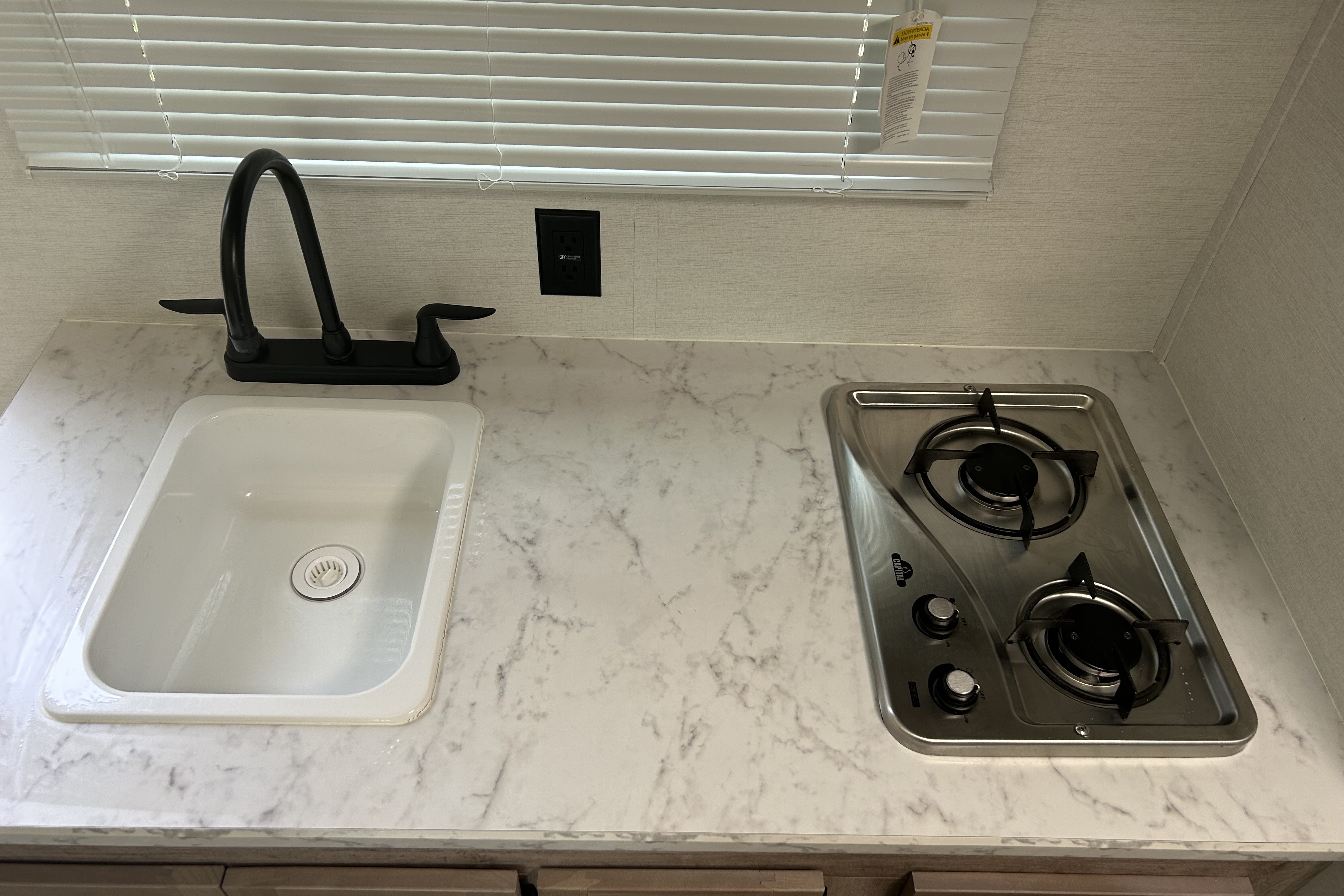 Hartmoo fully setup small family Travel Trailer