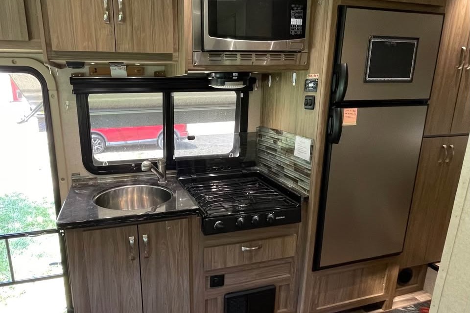 Luxury & Efficiency: 2017 Dynamax Isata 3 (Mercedes Diesel) - Isata (Meaning: To Bring Joy)