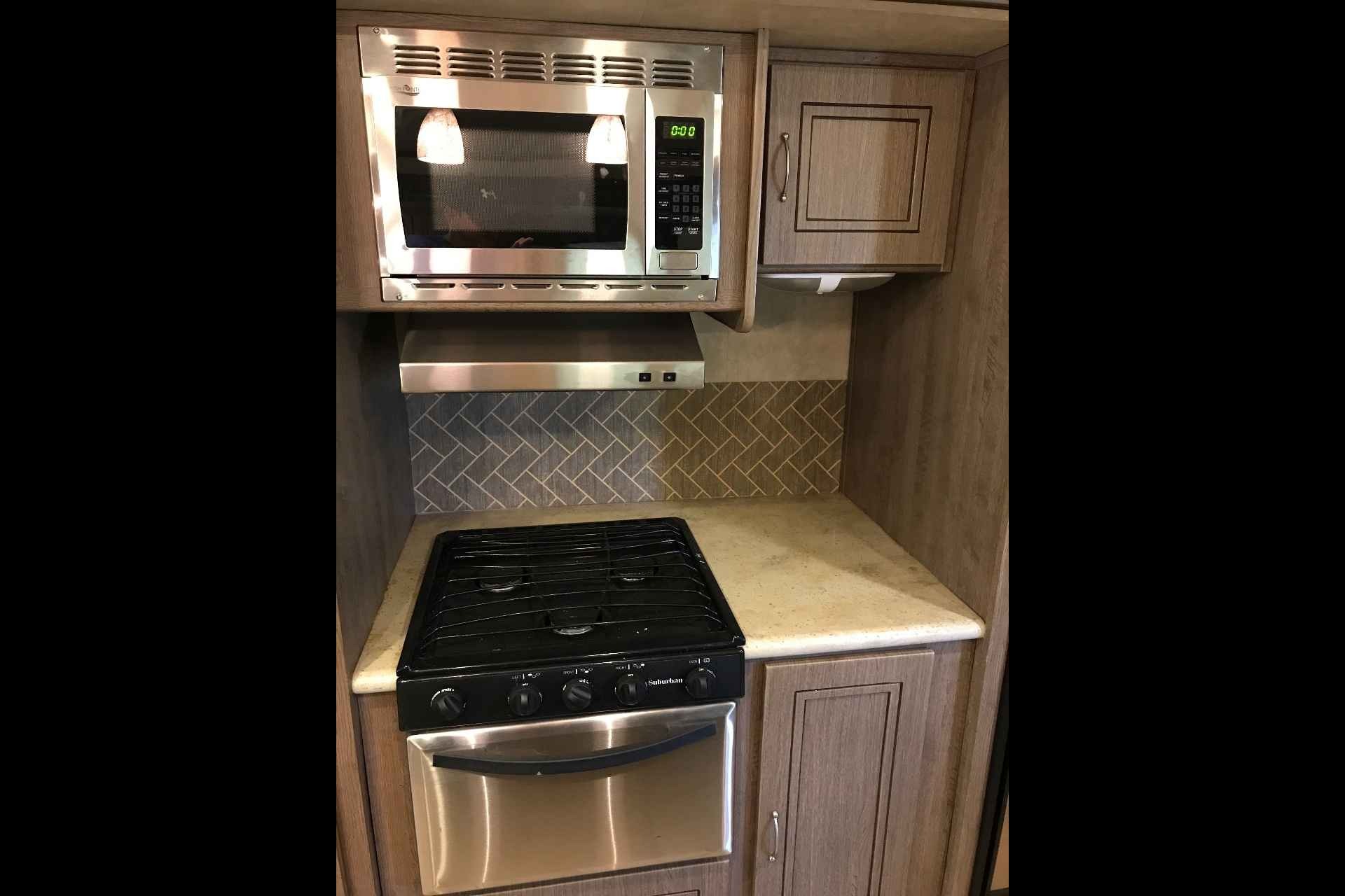 Dave's Enterra E31QIB 2014 Travel Trailer