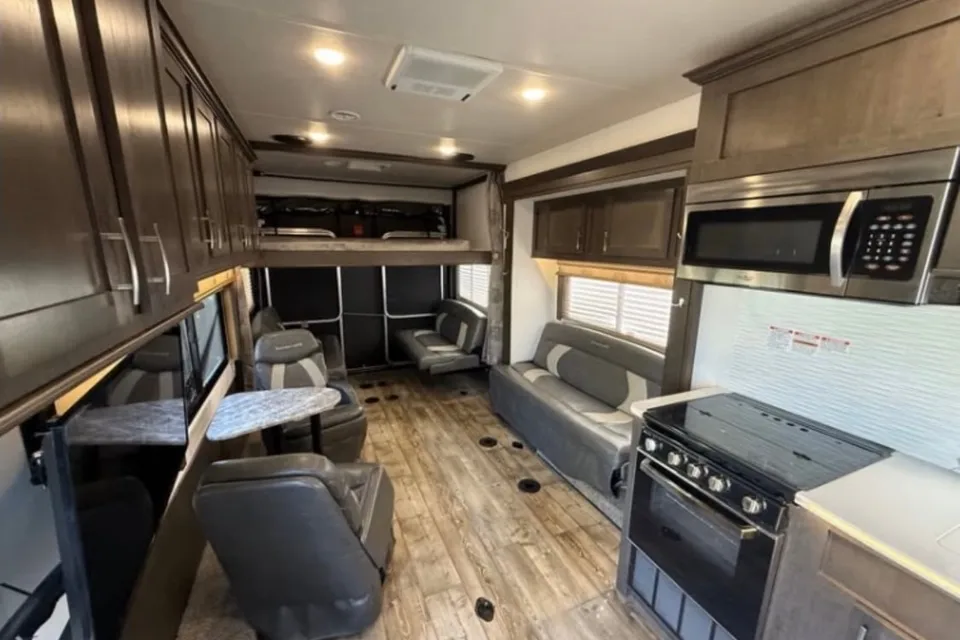 Raymond's Forest River Sandstorm 282SLR Toy Hauler