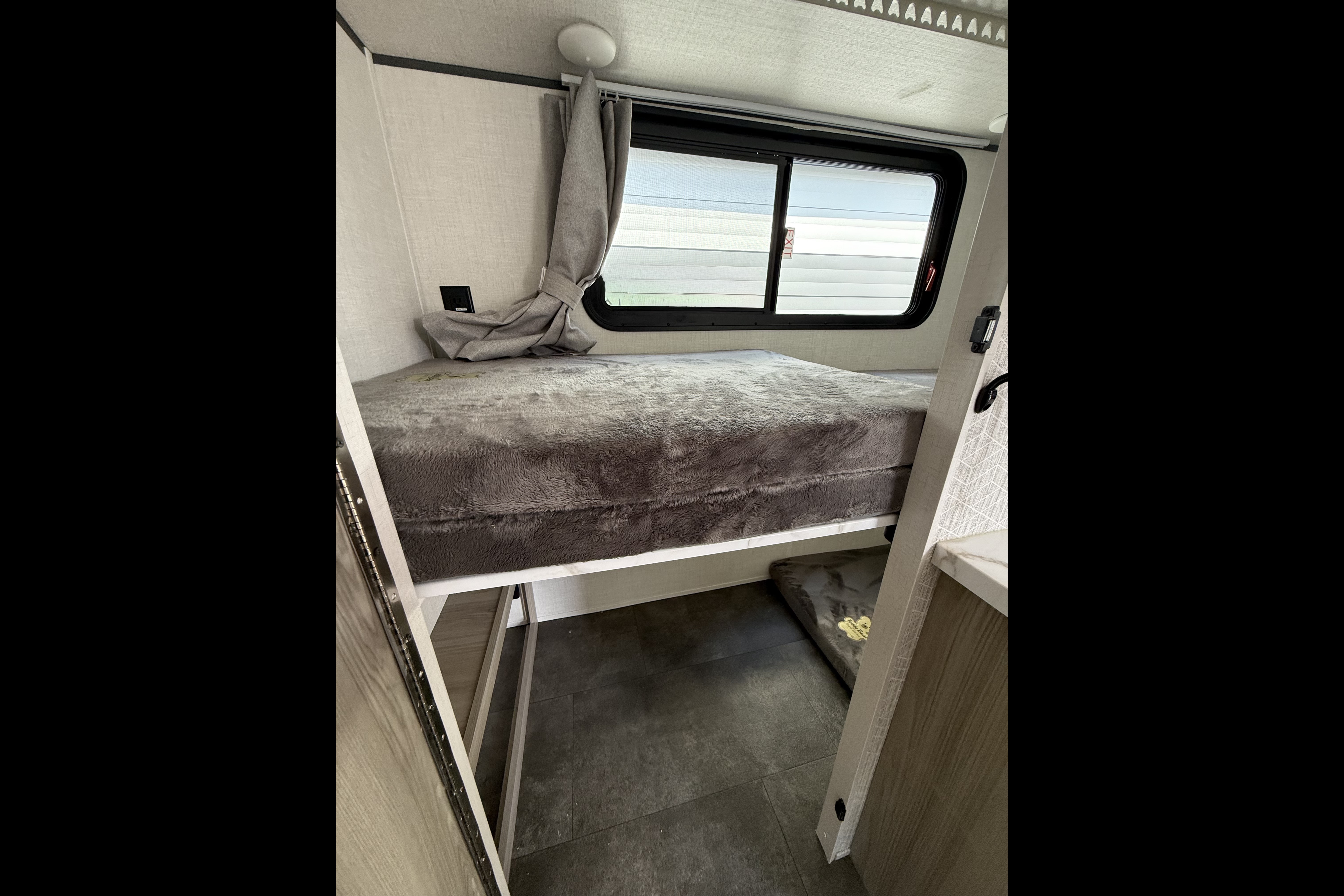 Stanley's Forest River Platinum Salem FSX Travel Trailer
