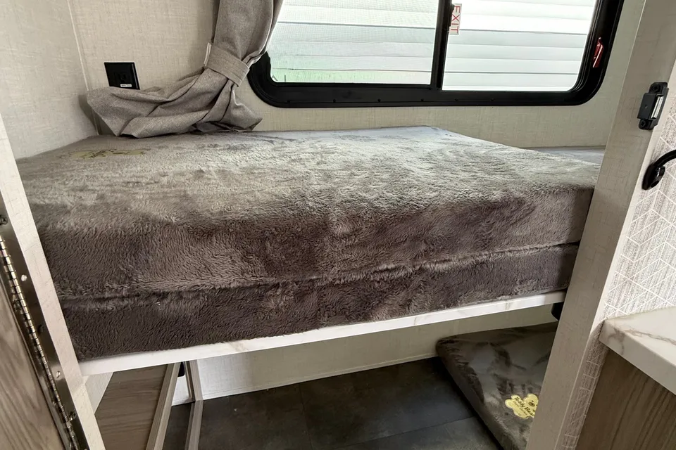 Stanley's Forest River Platinum Salem FSX Travel Trailer