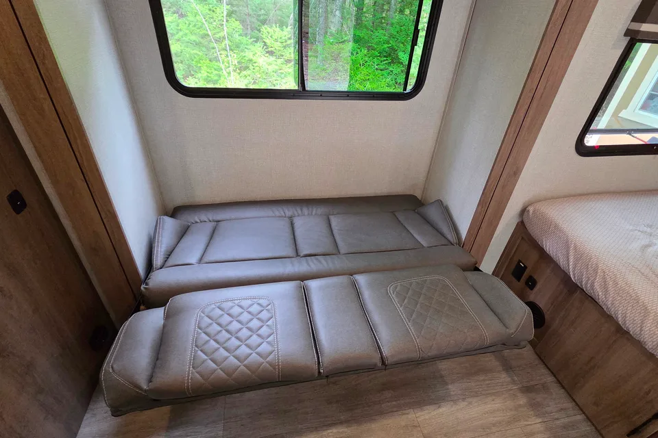 The Happy Life Hideout