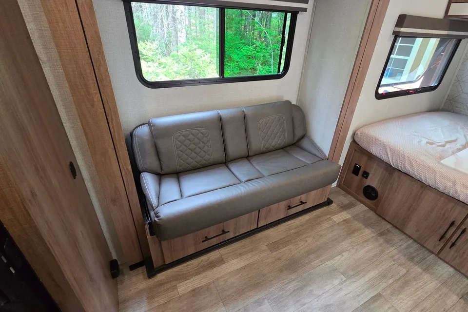 The Happy Life Hideout
