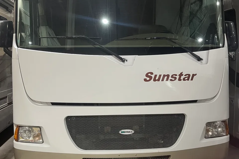 Ken's Winnebago 26p class A