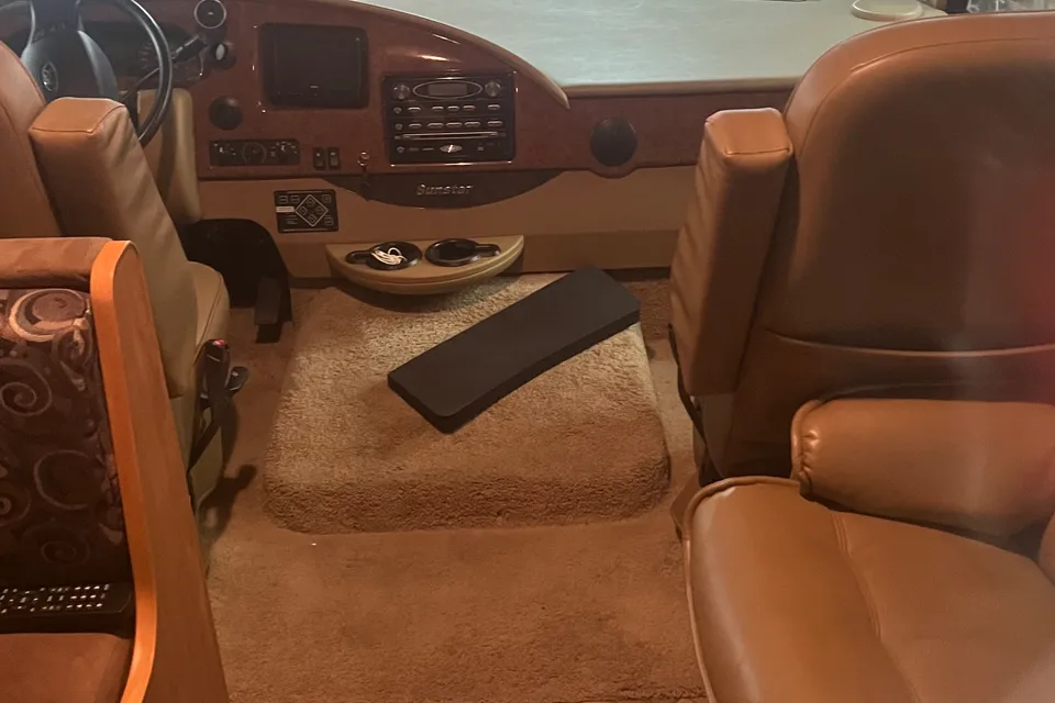 Ken's Winnebago 26p class A