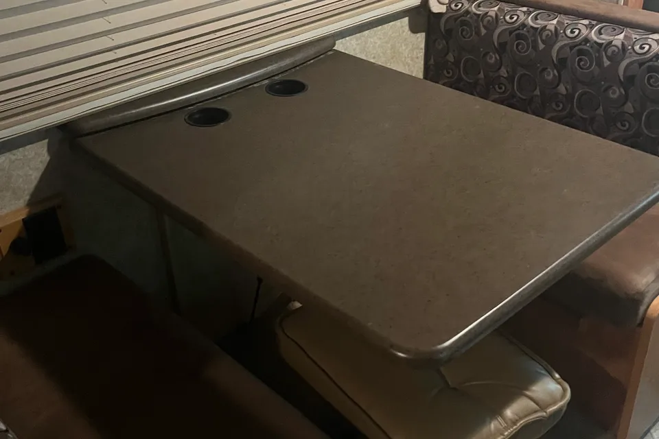 Ken's Winnebago 26p class A