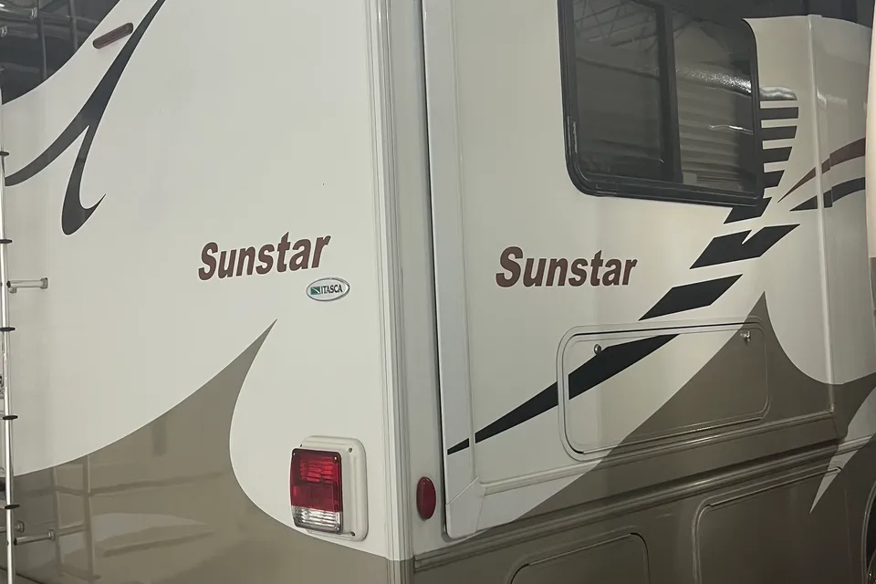 Ken's Winnebago 26p class A