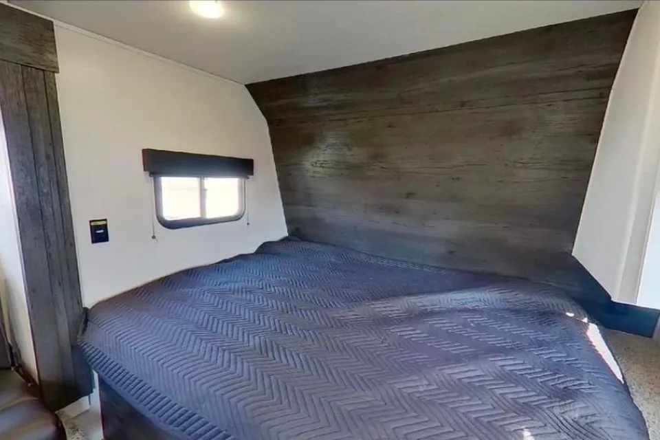 N&S Keystone 186ss Travel Trailer