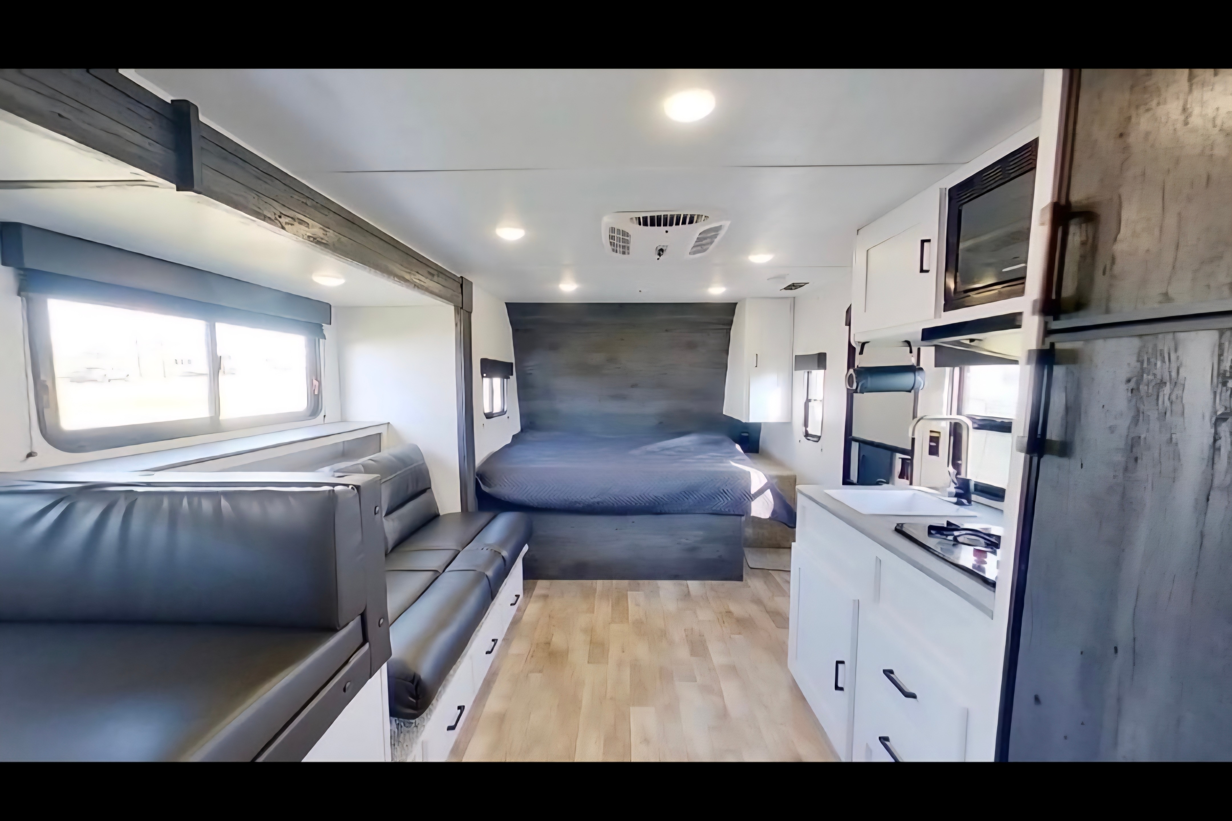 N&S Keystone 186ss Travel Trailer