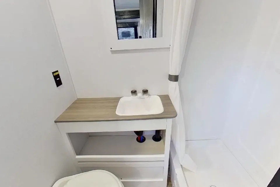 N&S Keystone 186ss Travel Trailer