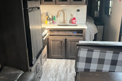 Grand Design Transcend Xplor Traver LET's Make Memories