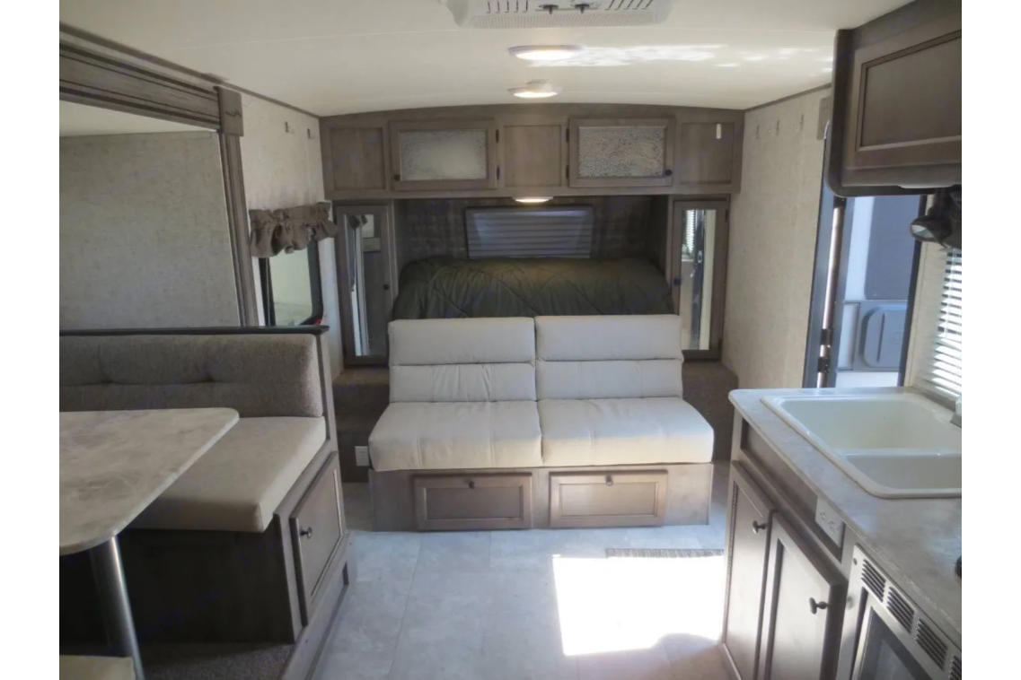 'Annie' 2019 Coachmen Forest River Apex Nano ACO1945