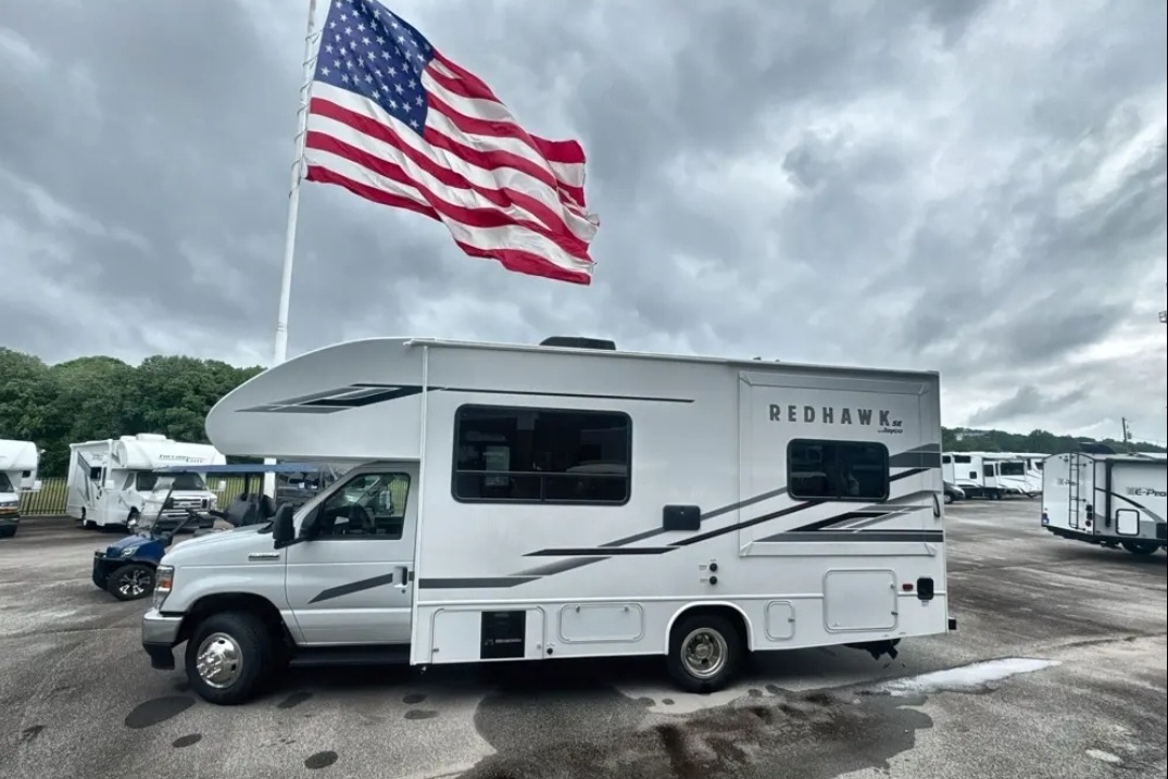2025 Jayco Redhawk 22CF sleeps 6