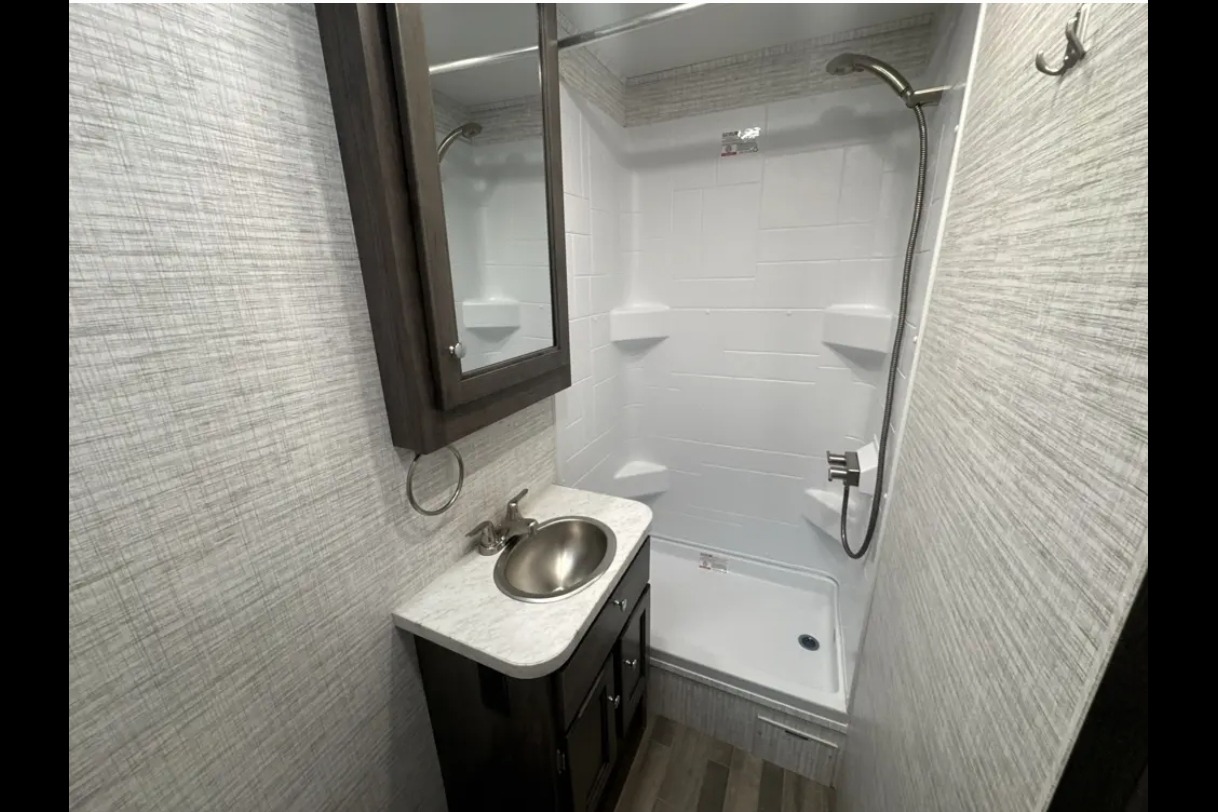 2025 Jayco Redhawk 22CF sleeps 6