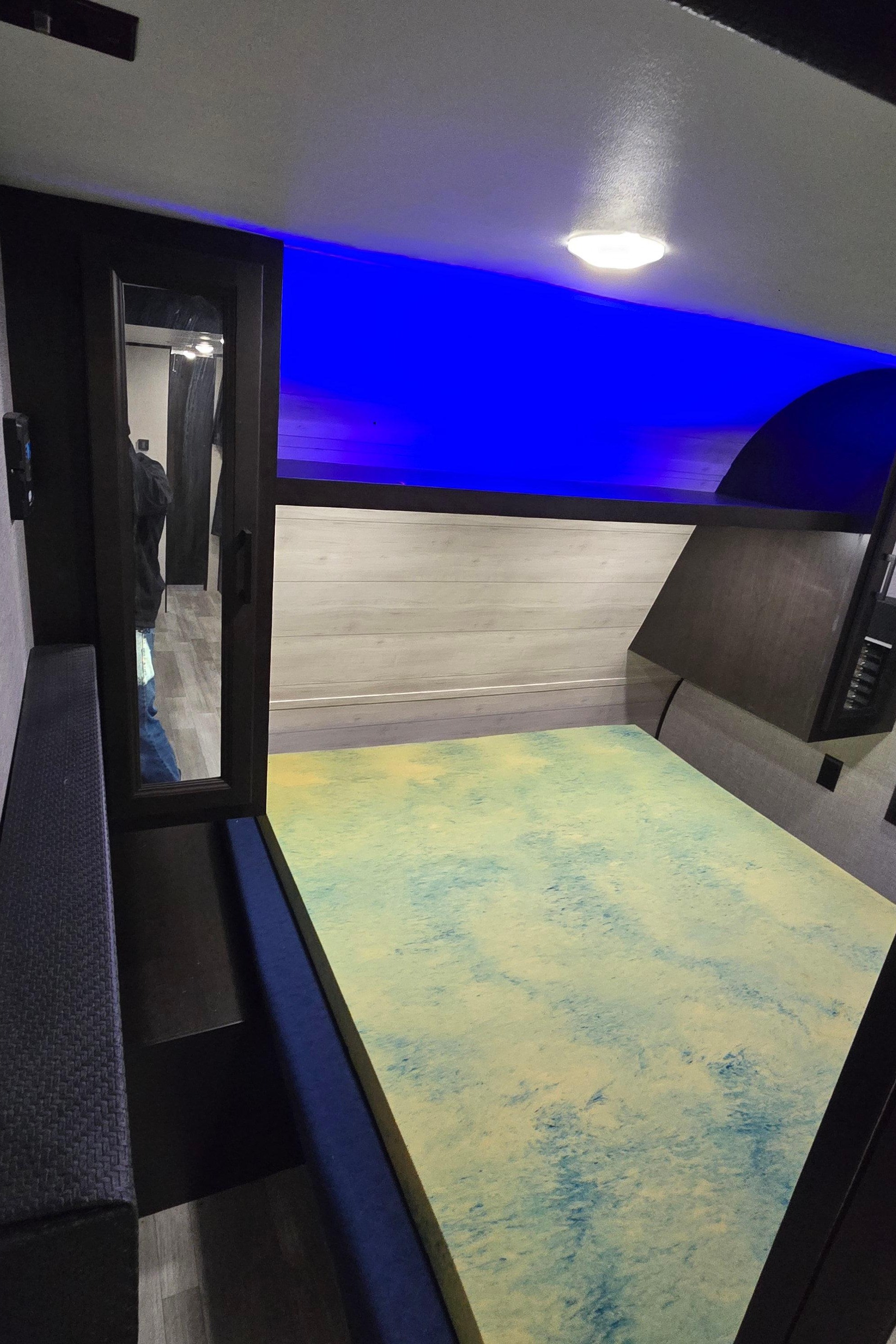 Fireside RV's 2022 Jayco Jay Flight SLX 267BHS