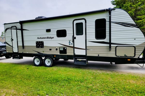 Tammy's Starcraft Autumn Ridge 27bh Travel Trailer
