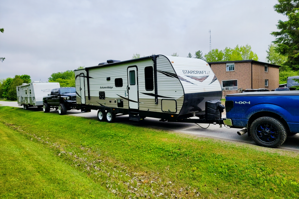 Tammy's Starcraft Autumn Ridge 27bh Travel Trailer