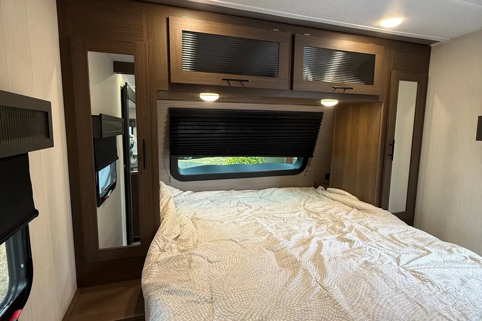 2026 Wildcat, Bunkhouse, Sleeps 8, $500 Deposit, Bed Linens included