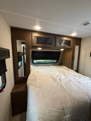 2026 Wildcat, Bunkhouse, Sleeps 8, $500 Deposit, Bed Linens included